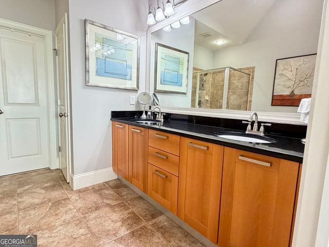 624 Village Park Drive NW, Kennesaw, GA 30144