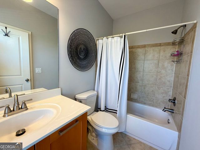 624 Village Park Drive NW, Kennesaw, GA 30144