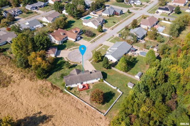 506 Insignia Drive, Herrin, IL 62948