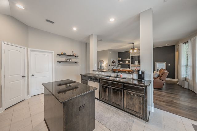 108 Fieldview Drive, Crandall, TX 75114