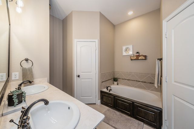 108 Fieldview Drive, Crandall, TX 75114