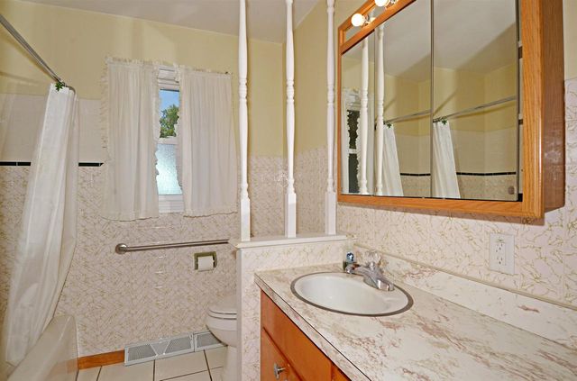 201 Locust Court, Portage, WI 53901