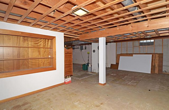 201 Locust Court, Portage, WI 53901