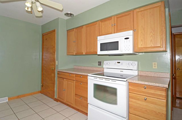 201 Locust Court, Portage, WI 53901