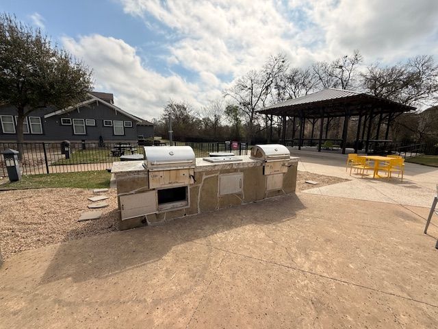 1725 Harvey Mitchell Pkwy 1430, College Station, TX 77840