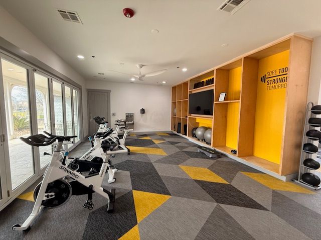 1725 Harvey Mitchell Pkwy 1430, College Station, TX 77840