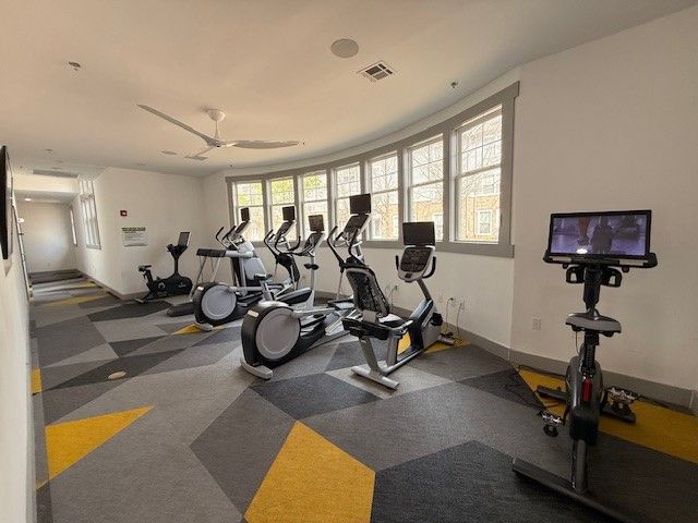 1725 Harvey Mitchell Pkwy 1430, College Station, TX 77840