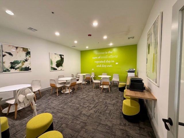 1725 Harvey Mitchell Pkwy 1430, College Station, TX 77840