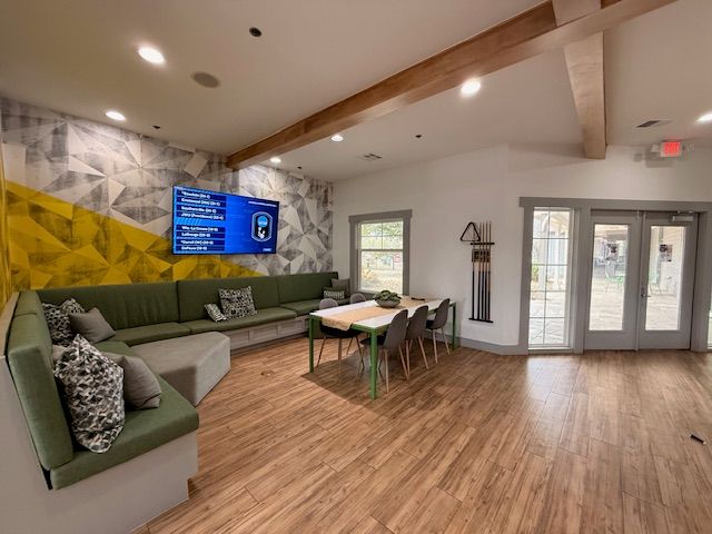 1725 Harvey Mitchell Pkwy 1430, College Station, TX 77840