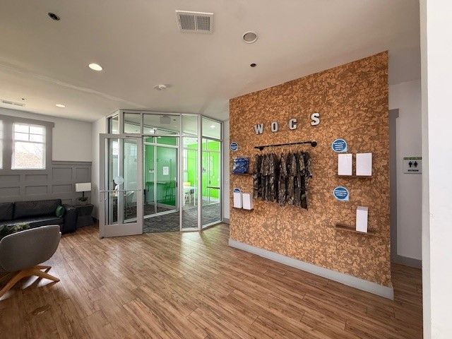 1725 Harvey Mitchell Pkwy 1430, College Station, TX 77840