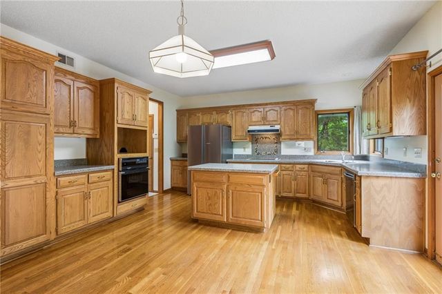 12400 E Bannister Road, Kansas City, MO 64138