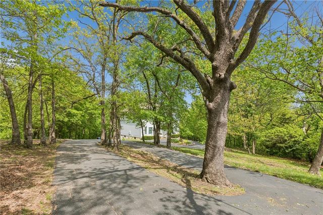 12400 E Bannister Road, Kansas City, MO 64138