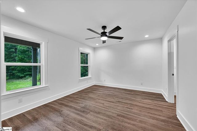 203 Ridgecrest Way, Williamston, SC 29697