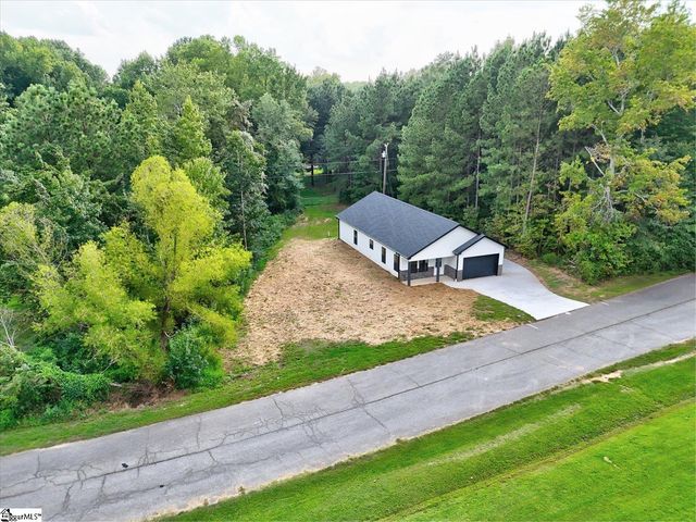 203 Ridgecrest Way, Williamston, SC 29697