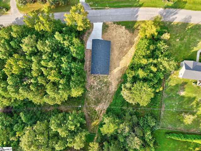 203 Ridgecrest Way, Williamston, SC 29697