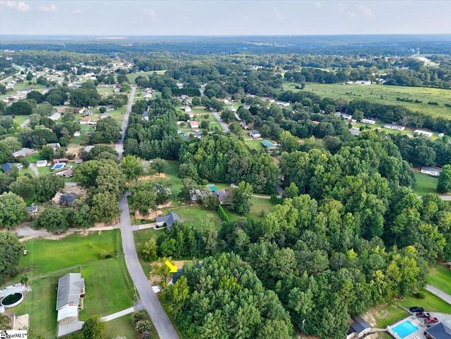 203 Ridgecrest Way, Williamston, SC 29697