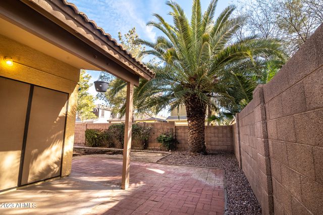 18837 N 43RD Place, Phoenix, AZ 85050