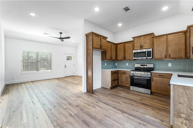 37 Wishaw Drive, Bella Vista, AR 72715