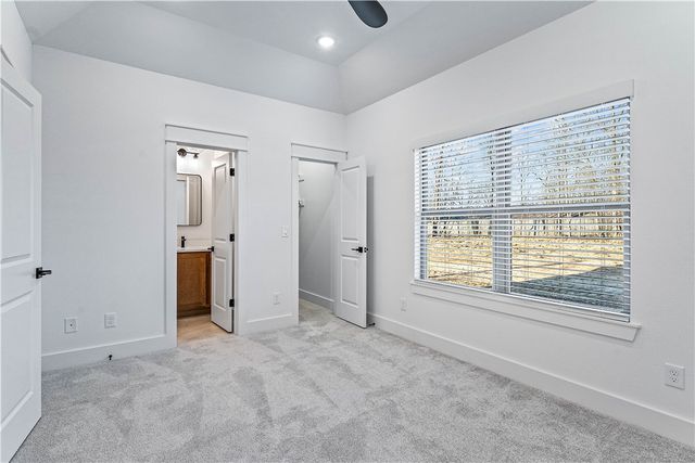 37 Wishaw Drive, Bella Vista, AR 72715