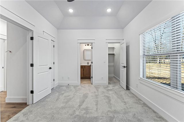 37 Wishaw Drive, Bella Vista, AR 72715