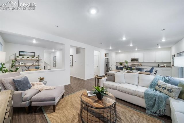 4913 Eddleman Court, Colorado Springs, CO 80925