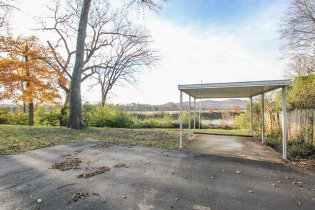 439B Capri Drive, Nashville, TN 37209