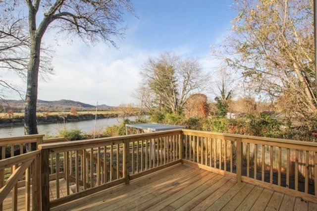 439B Capri Drive, Nashville, TN 37209