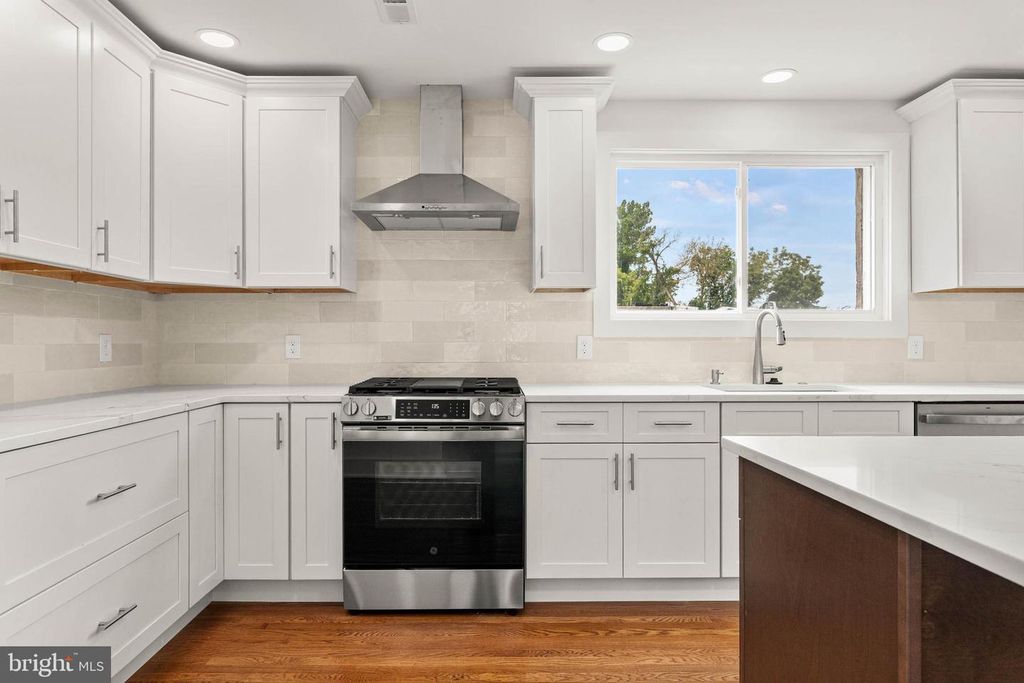 343 W 5TH AVE, CONSHOHOCKEN, PA 19428 — photo 5