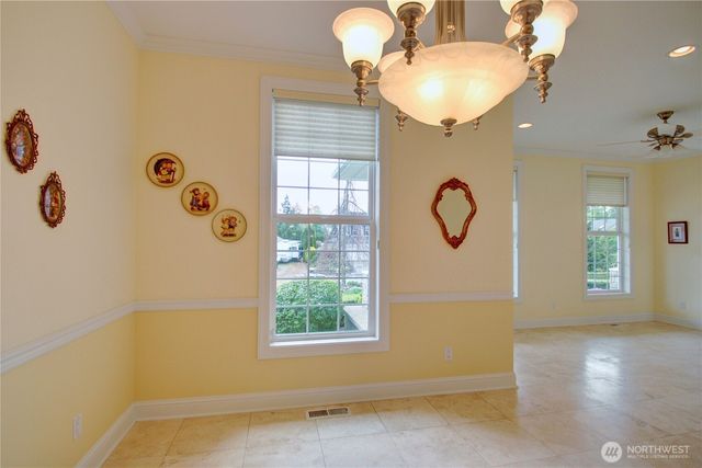12220 Maple Crest Drive, Burlington, WA 98233