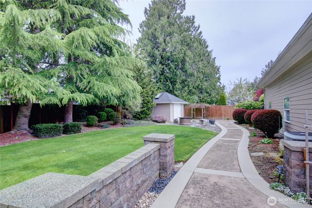 12220 Maple Crest Drive, Burlington, WA 98233