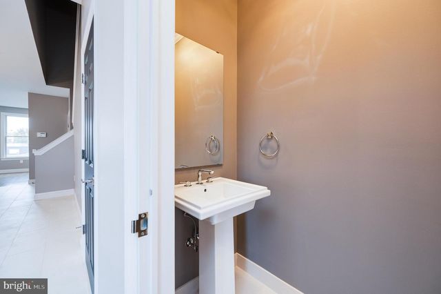 1020-B PENN ST, Reading, PA 19602