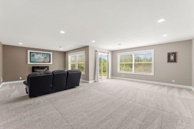 18573 Joplin Avenue, Lakeville, MN 55044