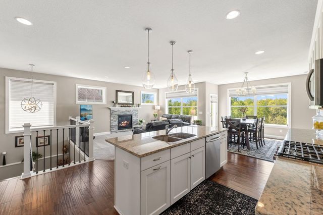 18573 Joplin Avenue, Lakeville, MN 55044