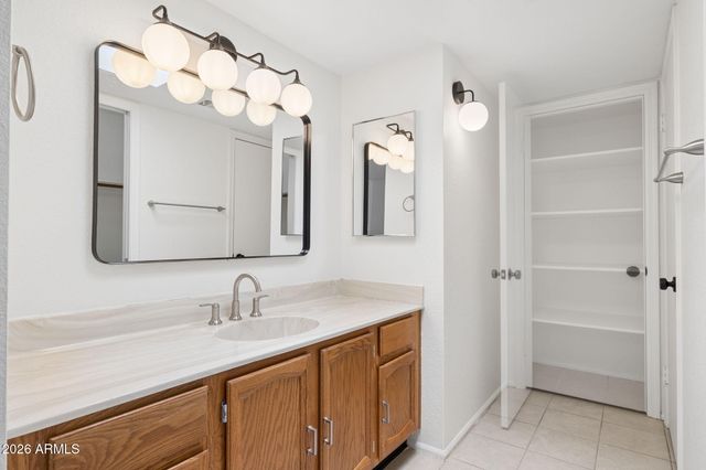 8344 N 21ST Drive I207, Phoenix, AZ 85021