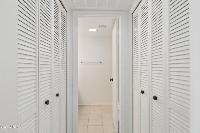 8344 N 21ST Drive I207, Phoenix, AZ 85021