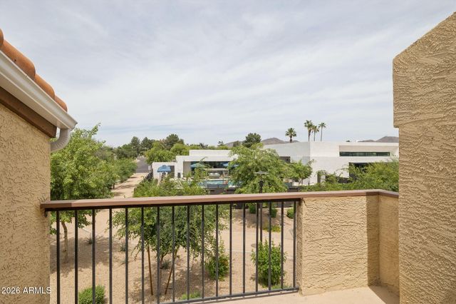 8344 N 21ST Drive I207, Phoenix, AZ 85021