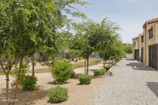 8344 N 21ST Drive I207, Phoenix, AZ 85021
