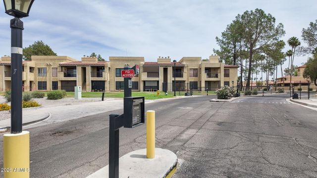 8344 N 21ST Drive I207, Phoenix, AZ 85021
