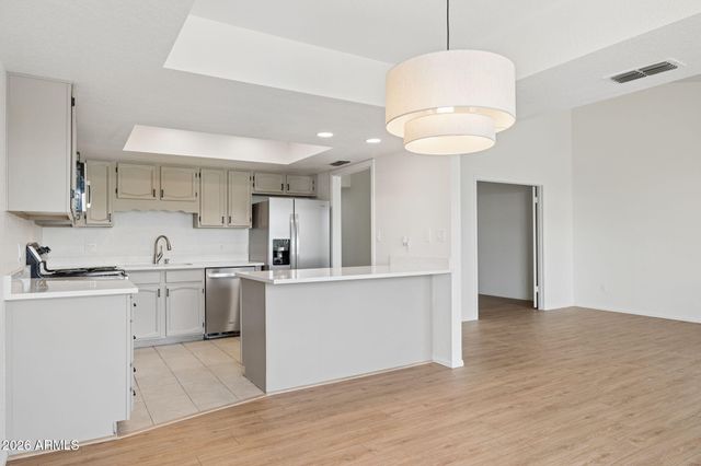 8344 N 21ST Drive I207, Phoenix, AZ 85021