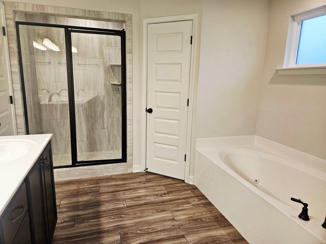 2327 KENT DR, Southaven, MS 38672