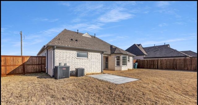 2327 KENT DR, Southaven, MS 38672