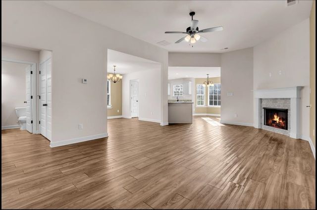 2327 KENT DR, Southaven, MS 38672