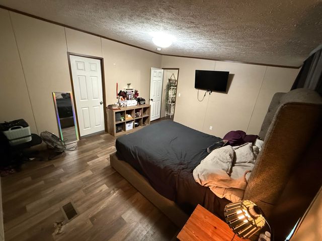 1037 Doc Adams Road, Mt Vernon, KY 40456