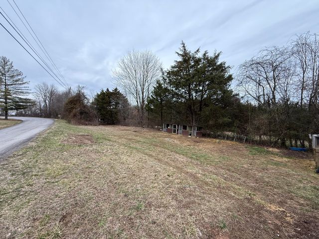 1037 Doc Adams Road, Mt Vernon, KY 40456