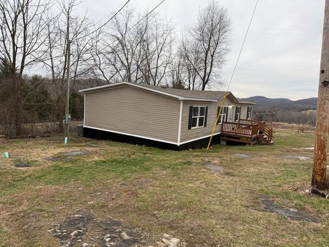 1037 Doc Adams Road, Mt Vernon, KY 40456