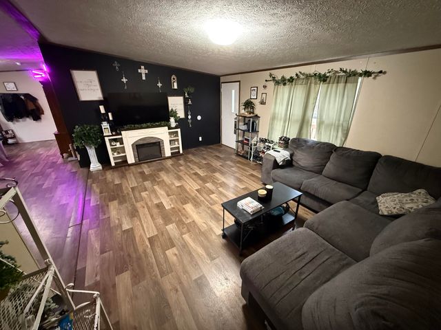 1037 Doc Adams Road, Mt Vernon, KY 40456