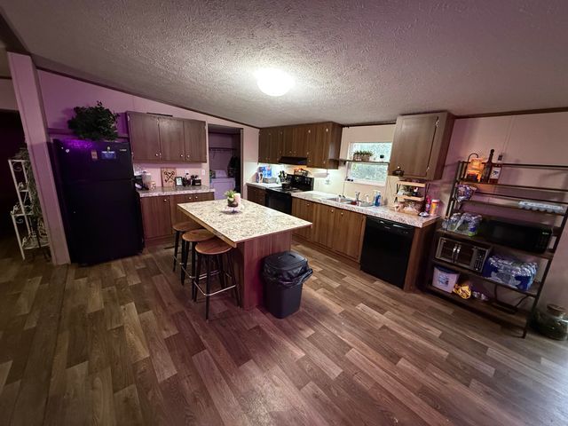 1037 Doc Adams Road, Mt Vernon, KY 40456