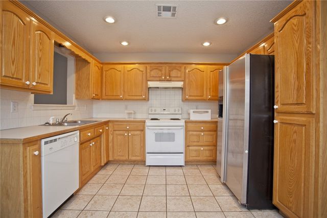 3803 SW Mason Road, Bentonville, AR 72713