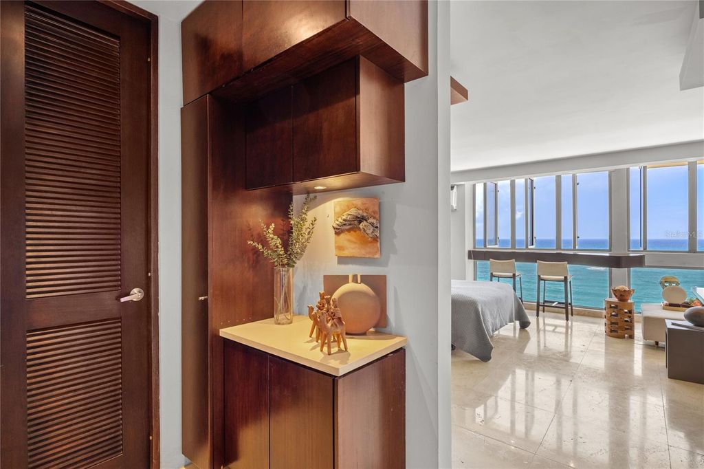 Image 23 of property listing at 1035 ASHFORD AVENUE 1206, San Juan, PR 00907
