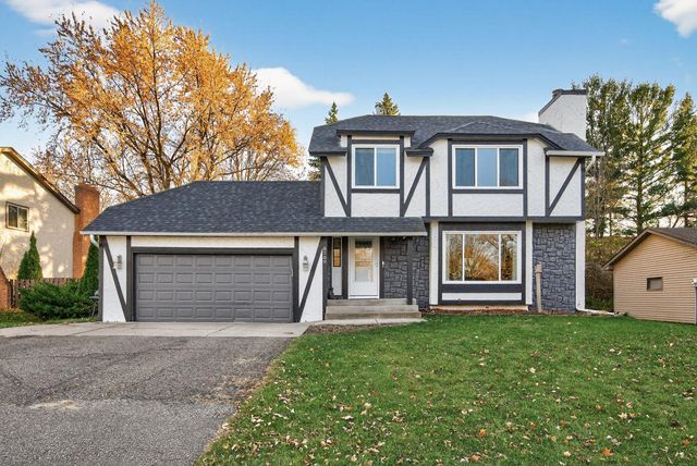 8709 64th Avenue N, Brooklyn Park, MN 55428
